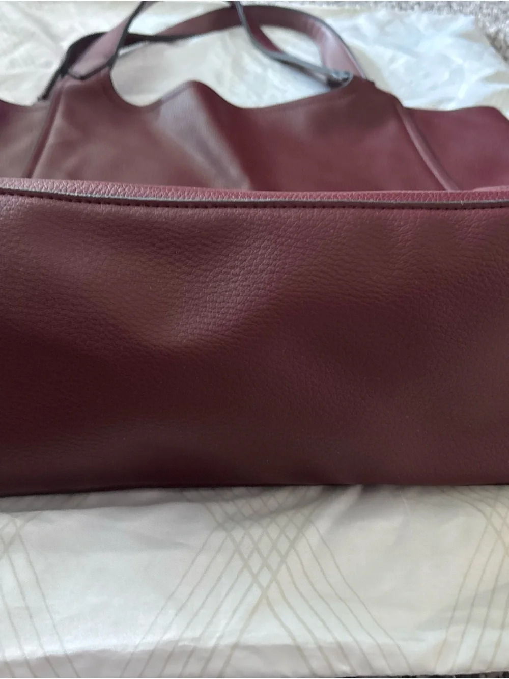 Women’s Burgundy Leather Tote Bag - Classic Everyday Carry - No Brand
